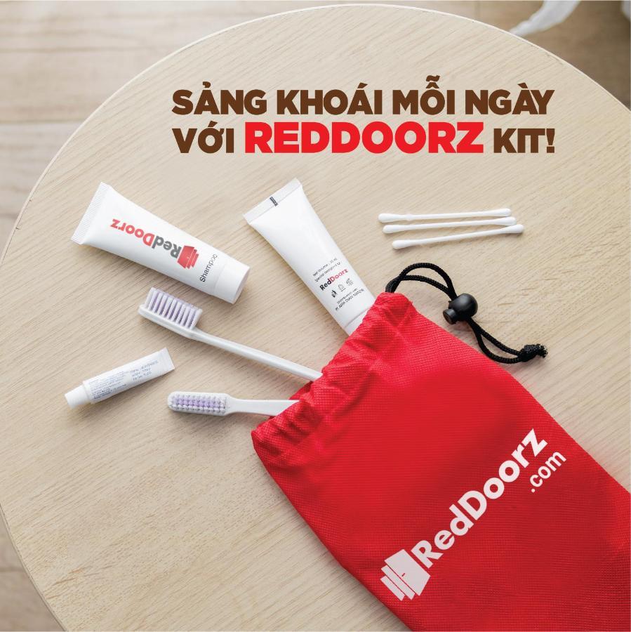 הו צ'י מין סיטי Reddoorz Marieline 2 Hotel מראה חיצוני תמונה